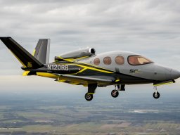 01b01008 CIRRUS JET