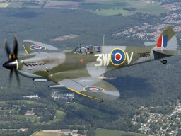 BenUllings_2021-08-25_EHEH_A2A_SpitfiresG-AVAVPH-FVE_D855966-bewerkt2030BU-FB1200